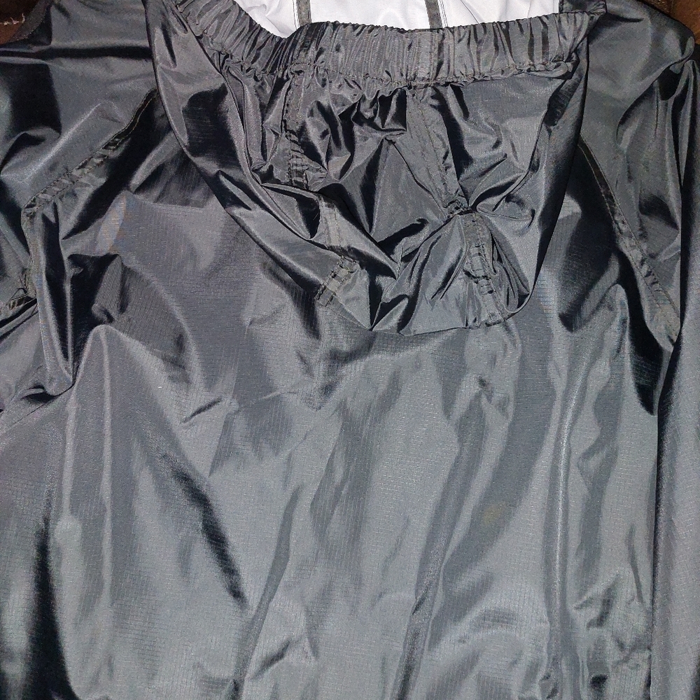 Micheal kors windbreaker NWOT